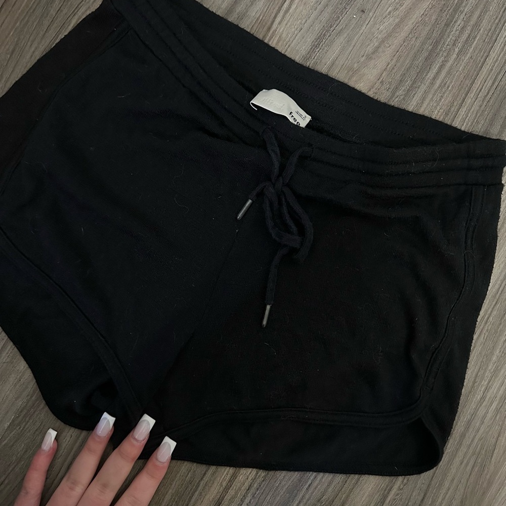 Wilfred Black Women's Shorts